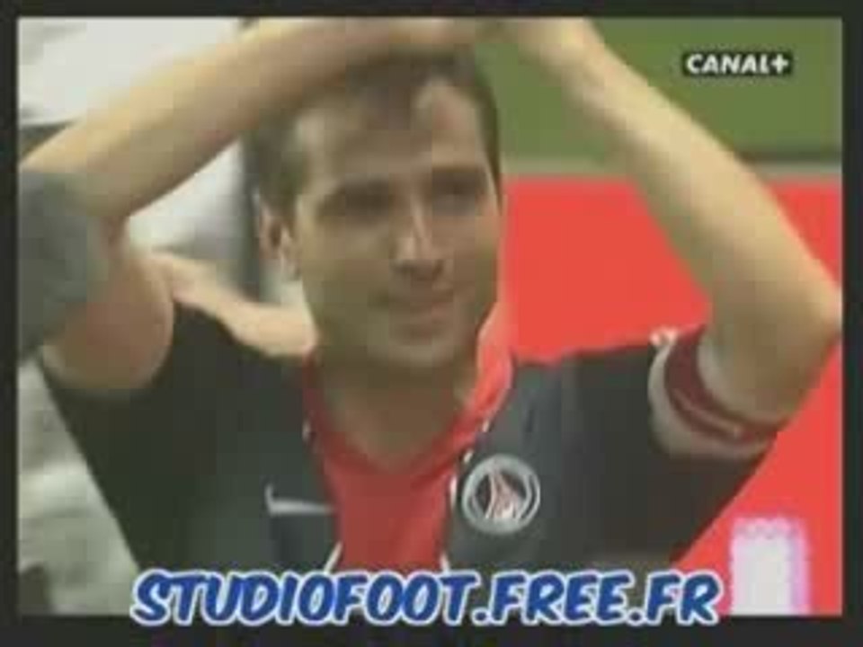 AMBIANCE AU PARC AVANT LES QUATARIS - RIP PSG 1970-2010