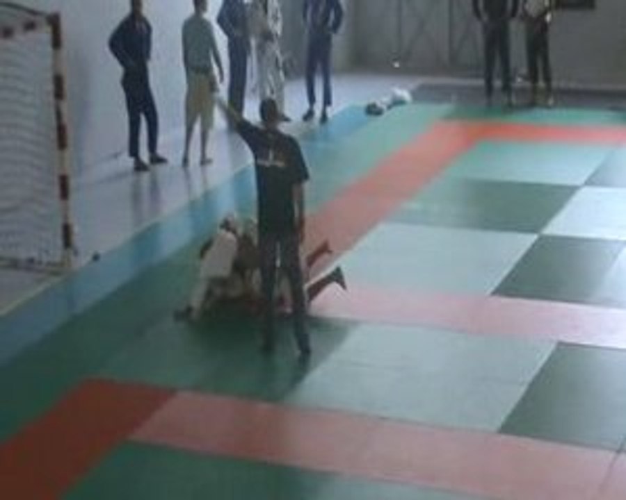 Ridha combat1 coupe de fance 2009 toulon