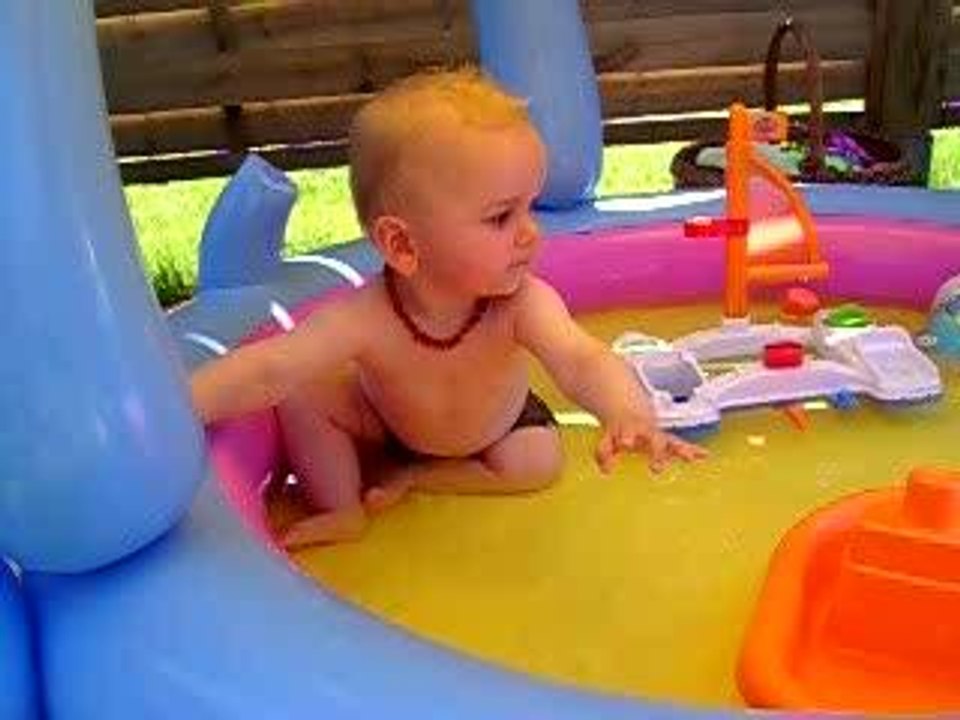 1ere piscine à la maison