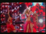 Hadise'nin Yarı Final Sahnesi