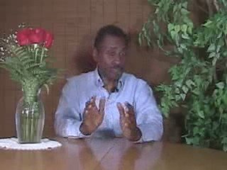 Ask The Street Fighter - How To Escape A Headlock