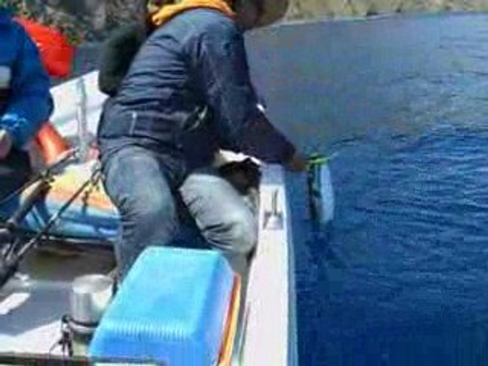 Uğur ve Salim Adrasanda balık avında