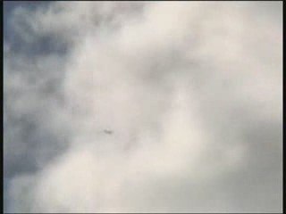 Fast moving ufo in brisbane filmed 29 7 08 object Video