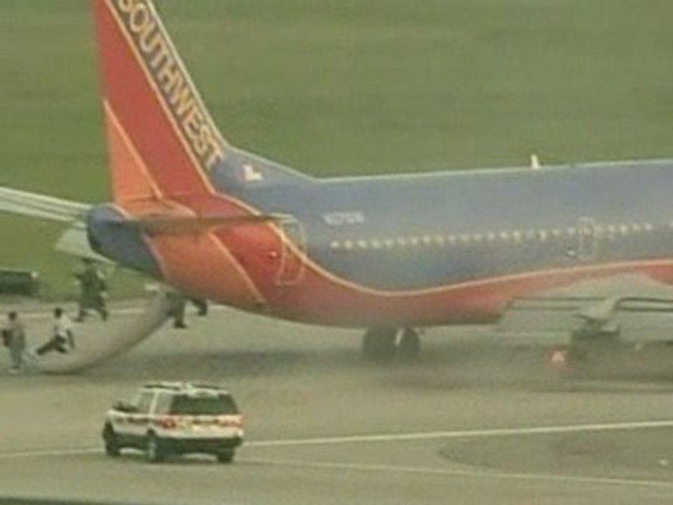 Texas plane fire: dramatic pictures