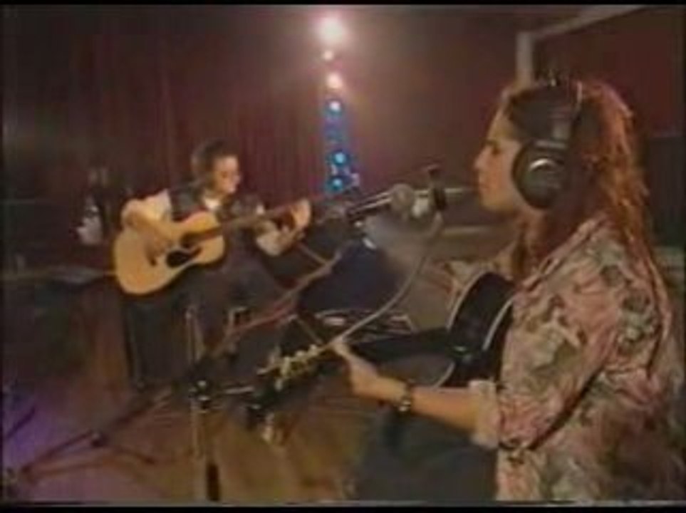 4 Non Blondes - Spaceman ( Acoustic )