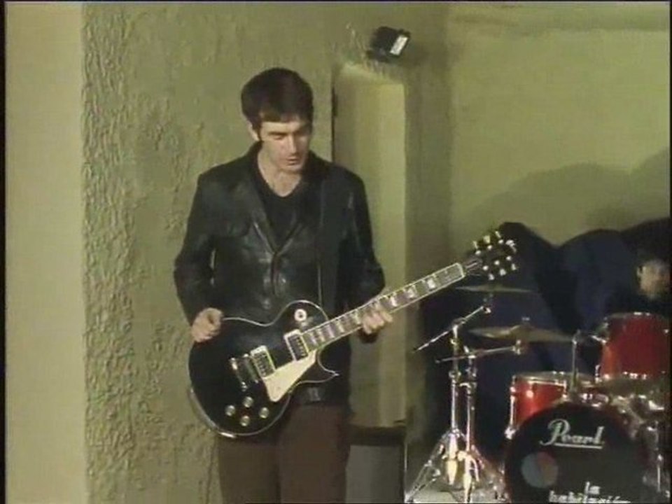 LA HABITACION ROJA - ¿Y?