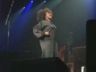 LIZ MC COMB ::: LAY DOWN BODY