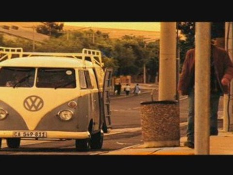 Kasabian chat Fire, West Ryder Pauper Lunatic Asylum & Oasis