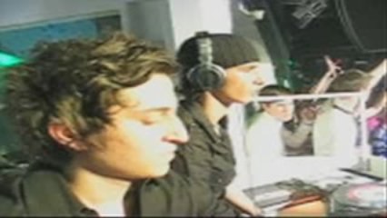 Stunt & Elite - Teaser Girly & Bobby