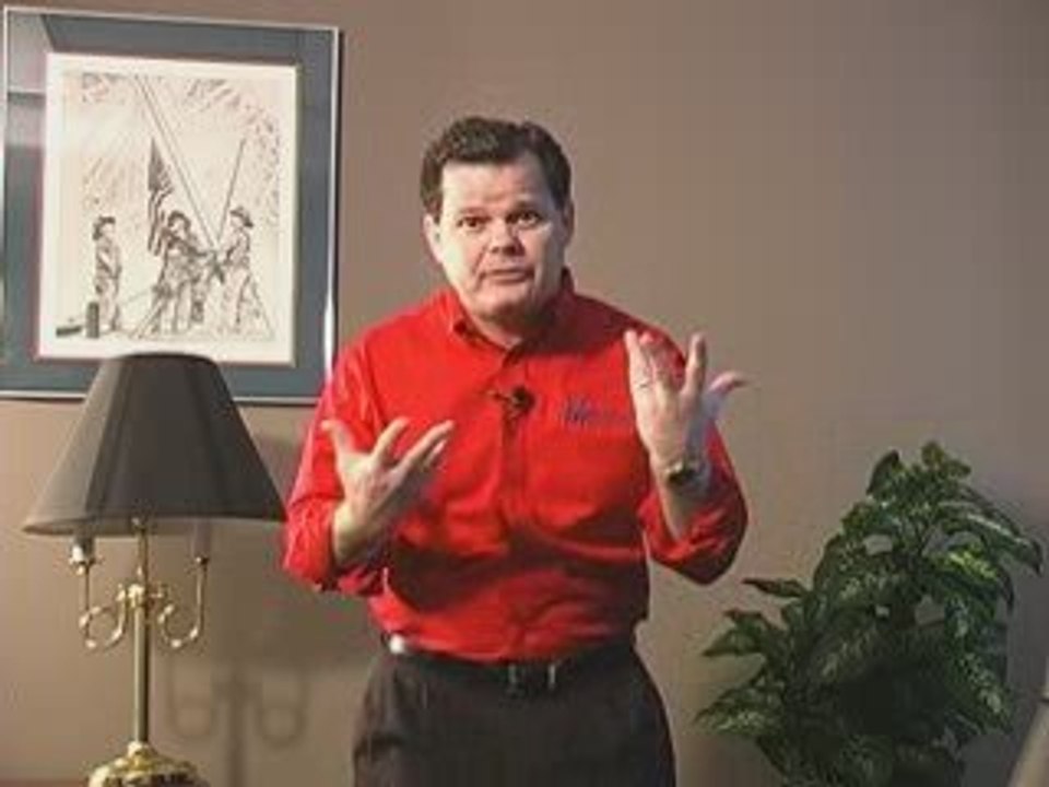 Free tips about hand placement while speaking in public