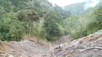 Eboulements sur le sentier los quetzales boquete