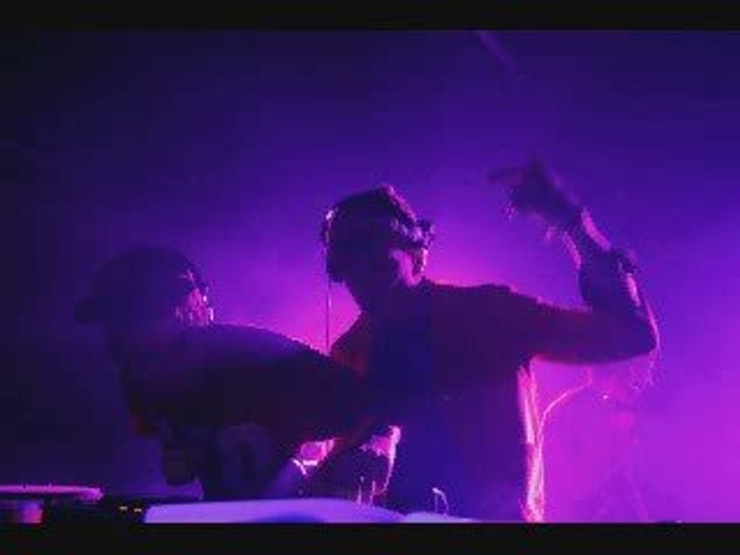 P2DJS - Noizy Con