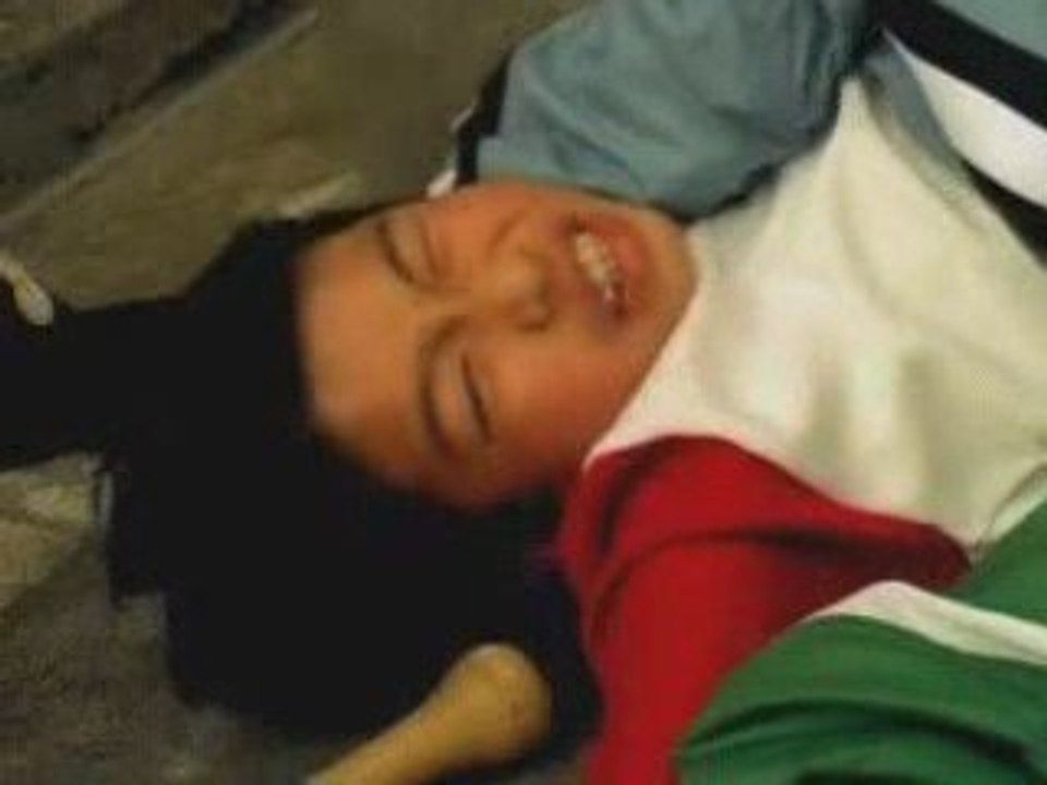 Segata Sanshiro - 02 Segata Beats Up Kids