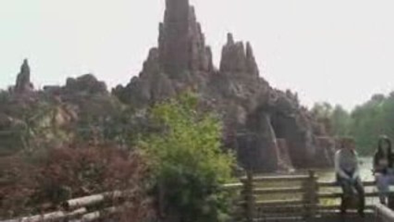 Big Thunder Mountain - Disneyland Resort Paris - Avril 2009