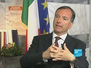 Franco Frattini, Ministre des affaires étrangères italien