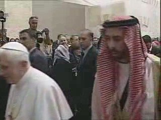 Pope Benedict XVI at the King Hussein Mosque - Part3