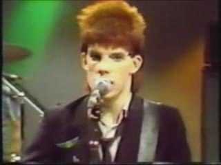 Neighborhoods - Prettiest Girl