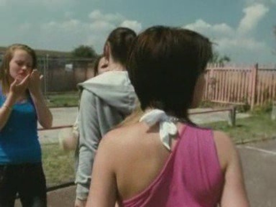 British film "Fish Tank" premieres at Cannes