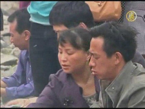 В Китае отметили годовщину землетрясения в Сычуань