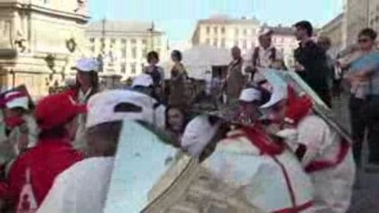 AUSBLENDEN - Überwachungsfrei durch die Stadt. Linz09