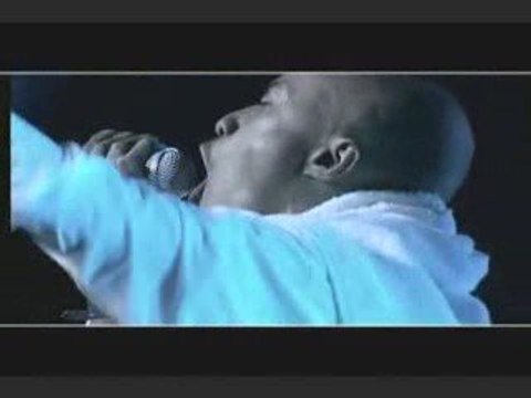 SOPRANO Comme Une Bouteille A La Mer (LIVE)