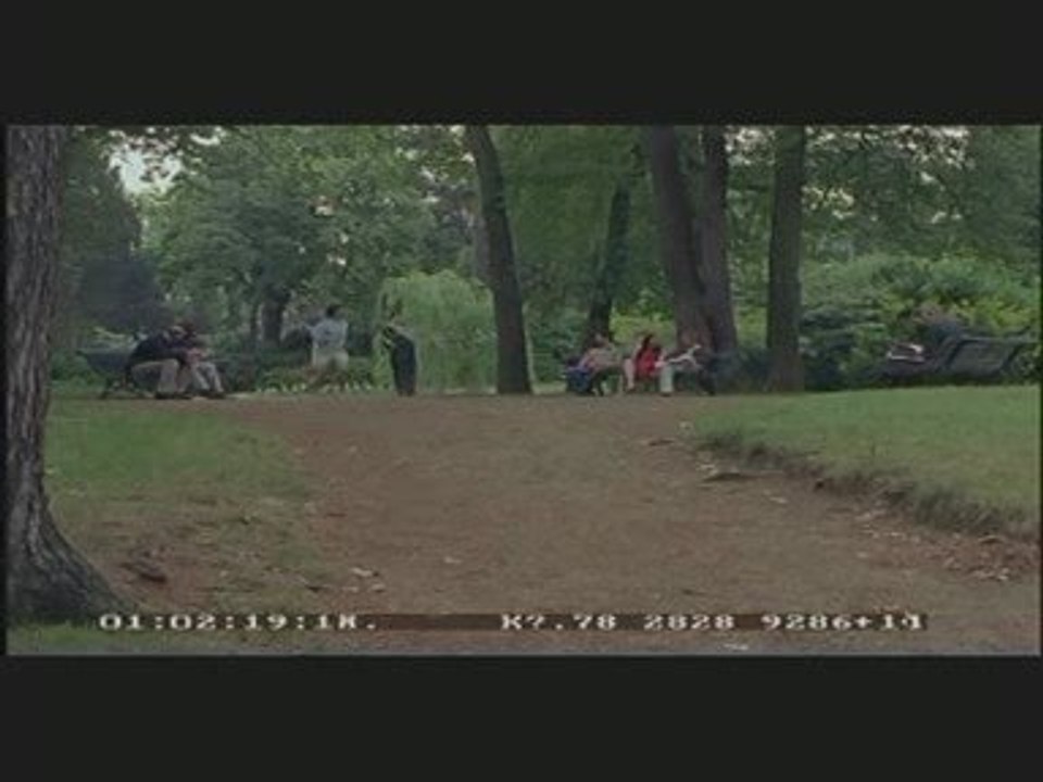 L'Homme à la radio rythmique..tic-tic...    (film court).