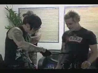 Avenged Sevenfold - All Excess 2/7