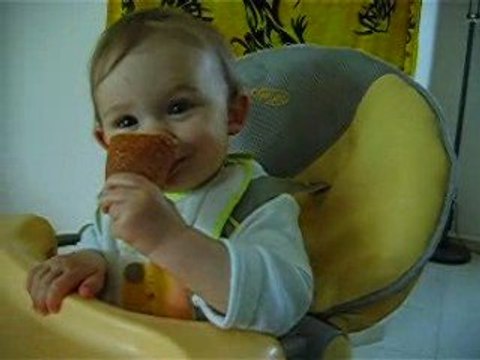 noa et mila au gouter ...