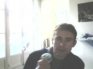 Wiwi égratigne "It's only love"