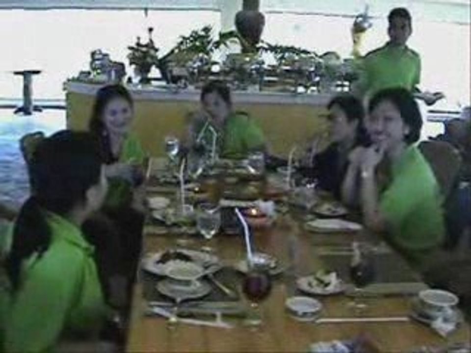 TeamB