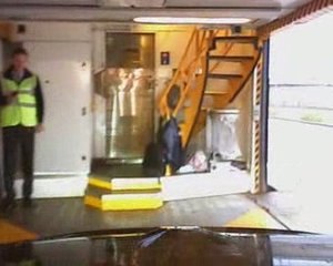 Evo Gumball @ UK - The EuroTunnel opening doors