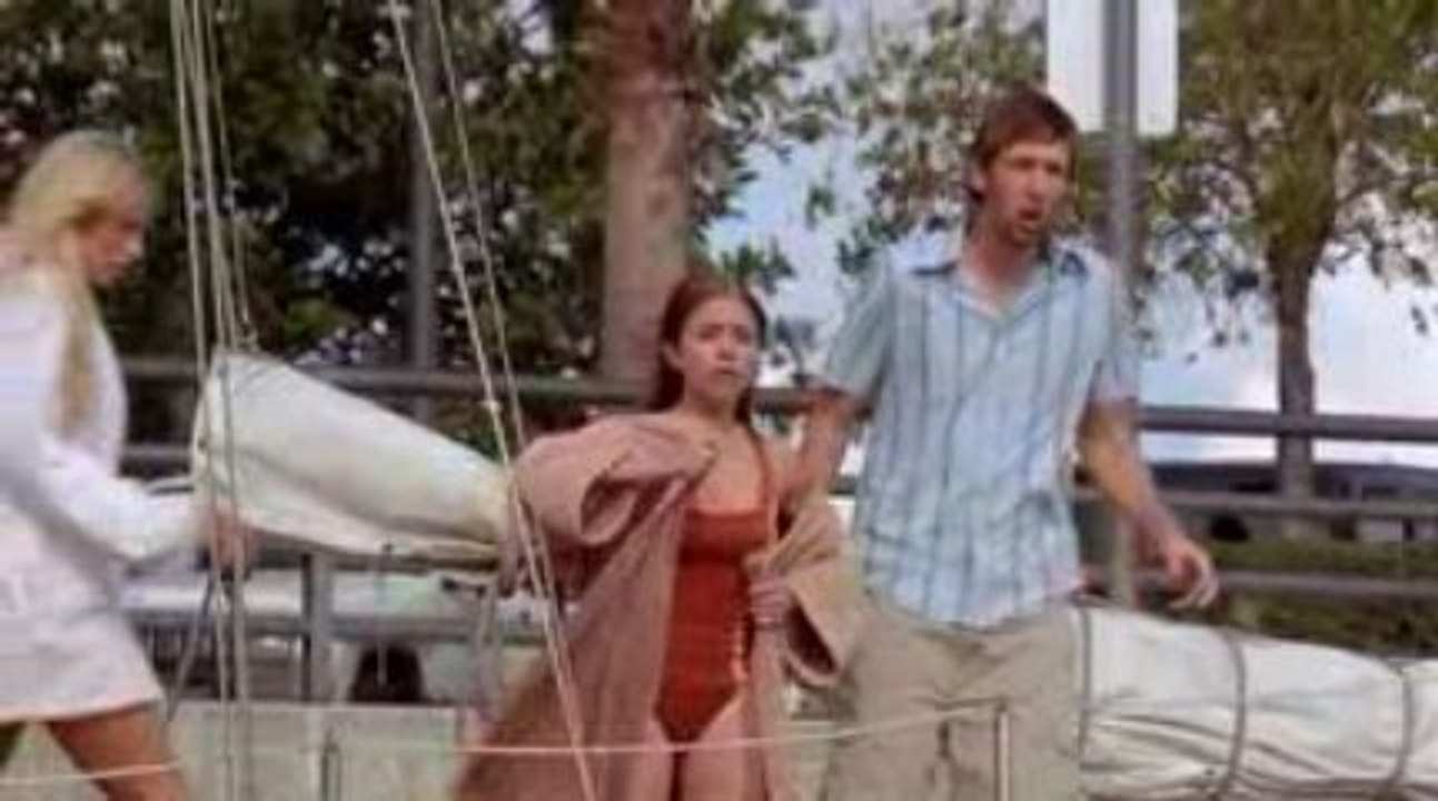 Seksi-ve-çılgın - fragmanindir.com
