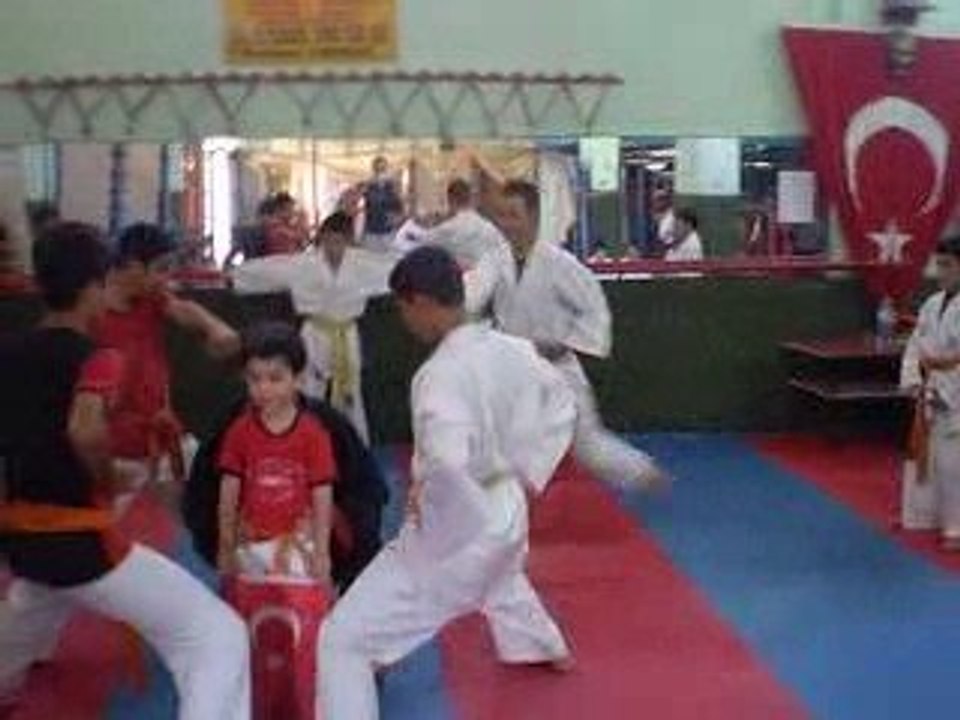 UzakdoguDO Spor Kulubü KARATE - 19 Mayıs Gösterisi
