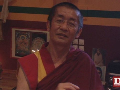 Le lama Rinpoche parle du bouddhisme chez les occidentaux
