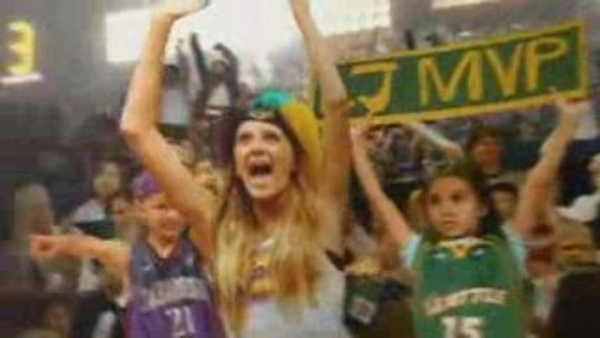 ⁣The 2009 WNBA Season Starts