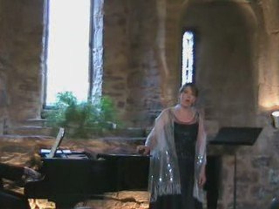 15-Emmanuelle