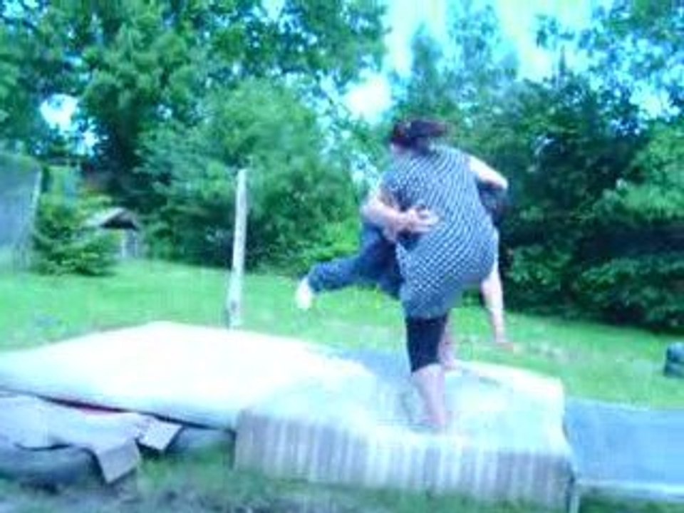 Teddy X VS julie