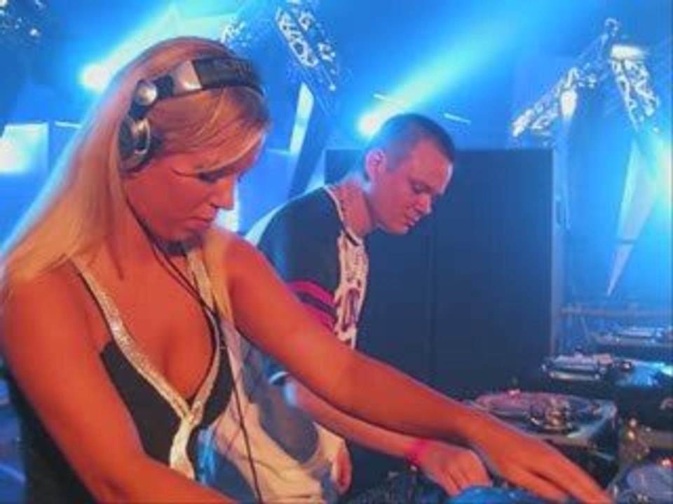 dj korsakoff - never surrender
