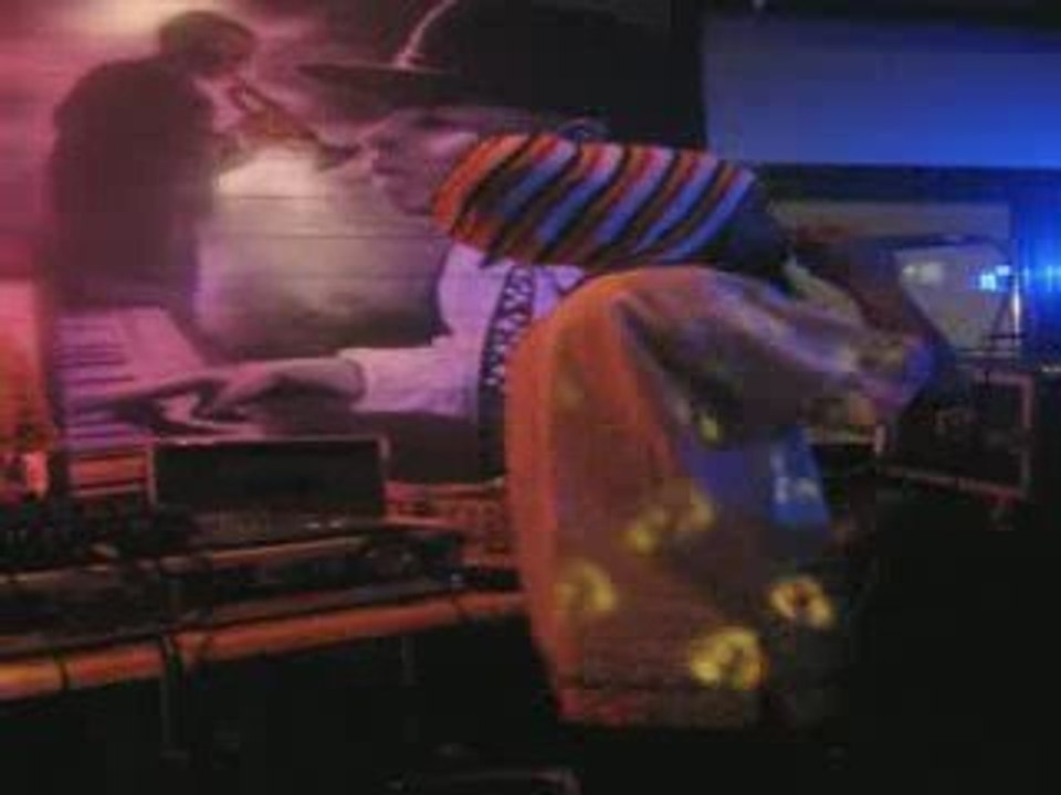 Karl (blacko) CHANTE live NYcoffee LeMans 15ami 09 1ere/8