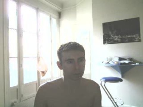 Wiwi égratigne Au clair de tes silences