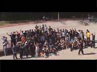 RT Fallera 2009 -> "Entre guitarras anda el juego"