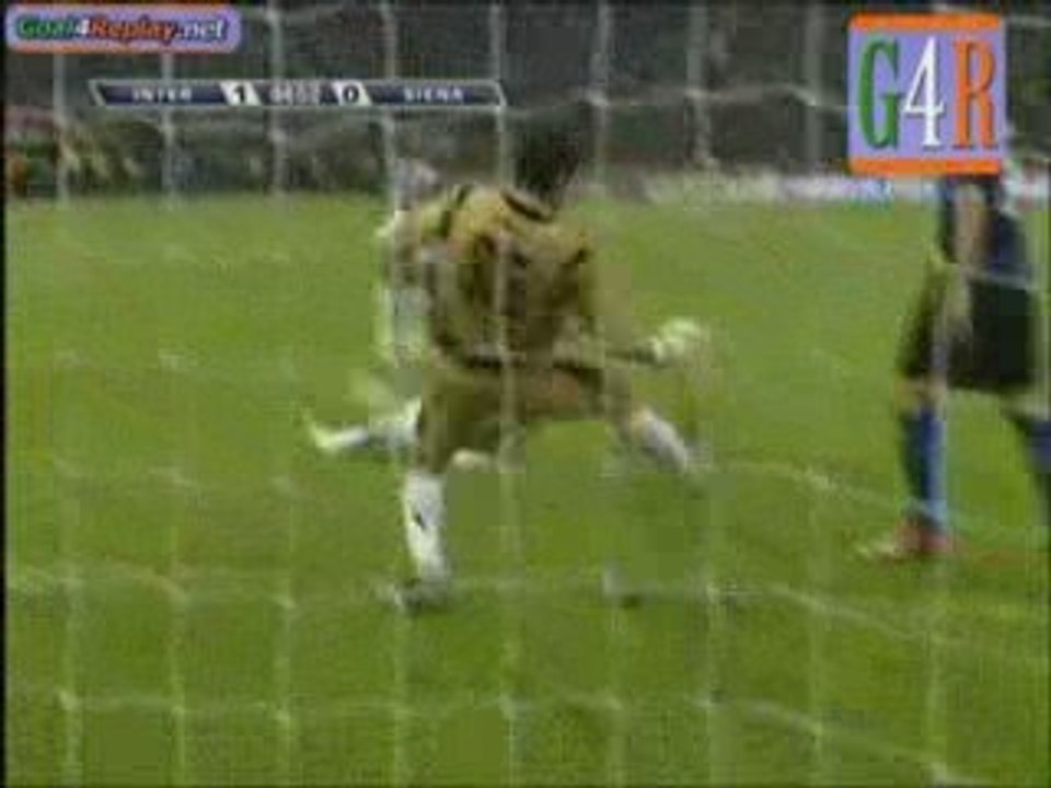 INTER MILAN 1-0 SIENNE CAMBIASSO CHAMPION D'ITALIE 2008/2009