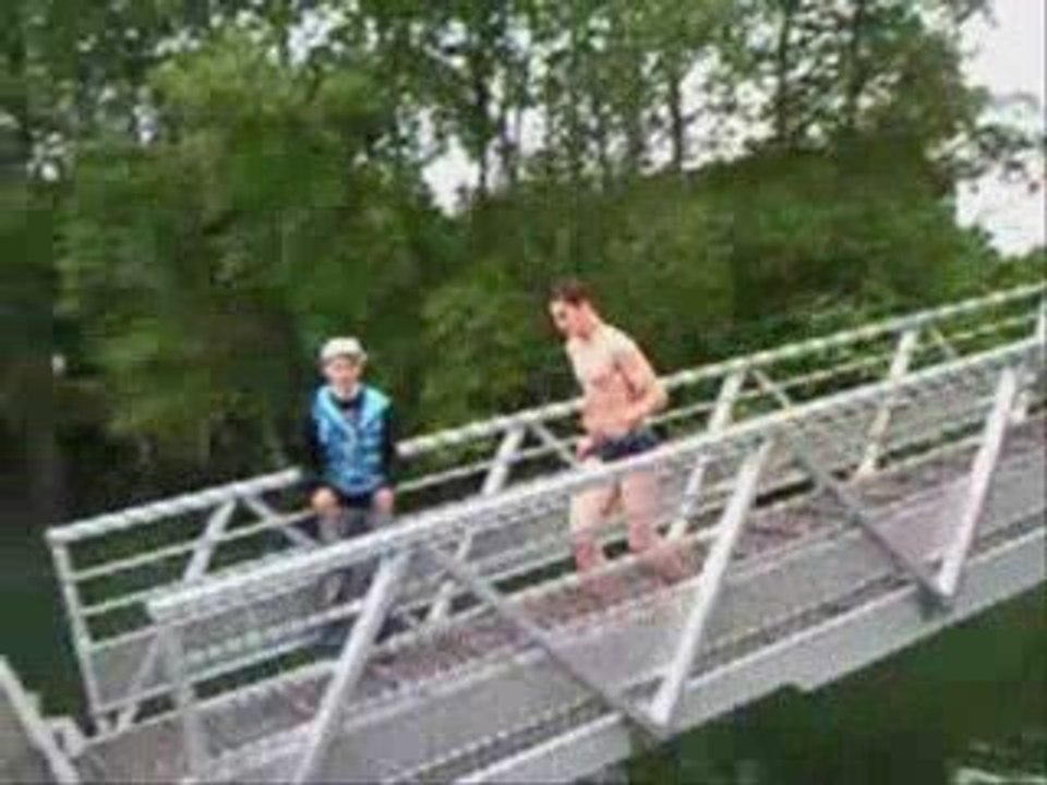 Bain froux tom + Momo et Ago en mode KéKé!