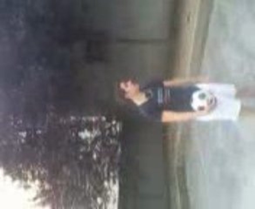 mdr loic vs juju baaaaa sacrée loic !!