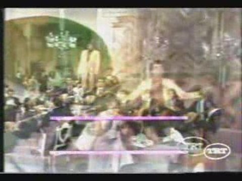 Selahattin alpay-EY DÜNYA -gülmeye geldim-naci eray bestesi