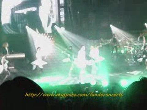 Mylene FARMER live Marseille-(10.05.2009)-Extraits concert