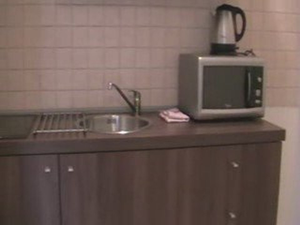 MOV00B