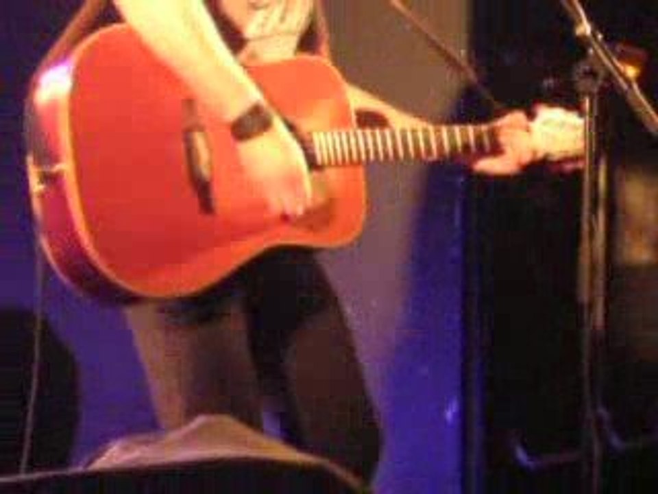 Manu Larrouy "l'arbre à la gueule de bois"