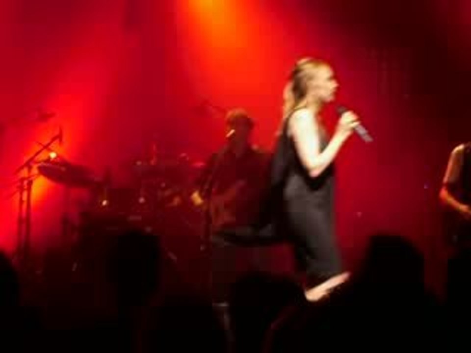 Jeanne Mas  Pas faire ce qu’il faut live Olympia mai 2009