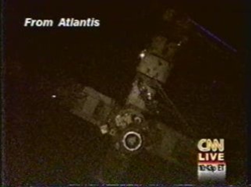 Color UFOs captured on CNN live!